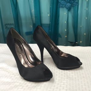 BCBG Max Azria Black Peek Toe Heels (7.5)